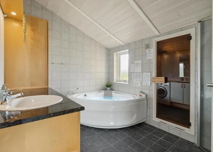 펜션 Three-bedroom In Rudkobing *